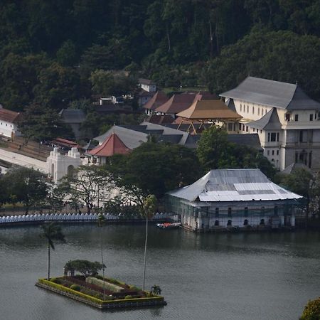 Sandriana Lake View Hotel Kandy Exteriér fotografie