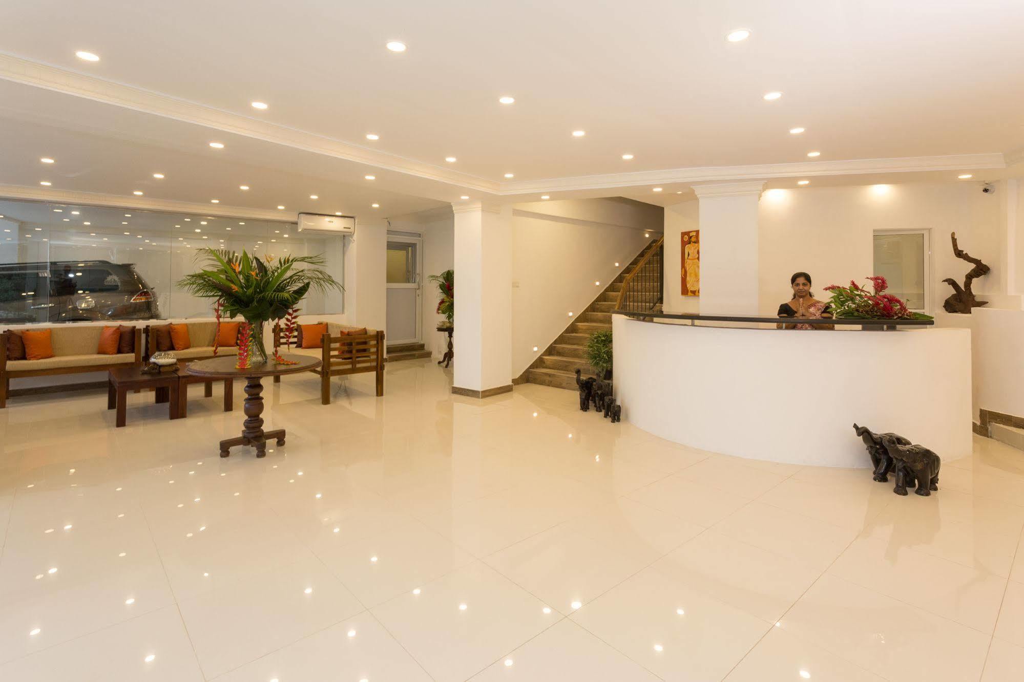 Sandriana Lake View Hotel Kandy Exteriér fotografie